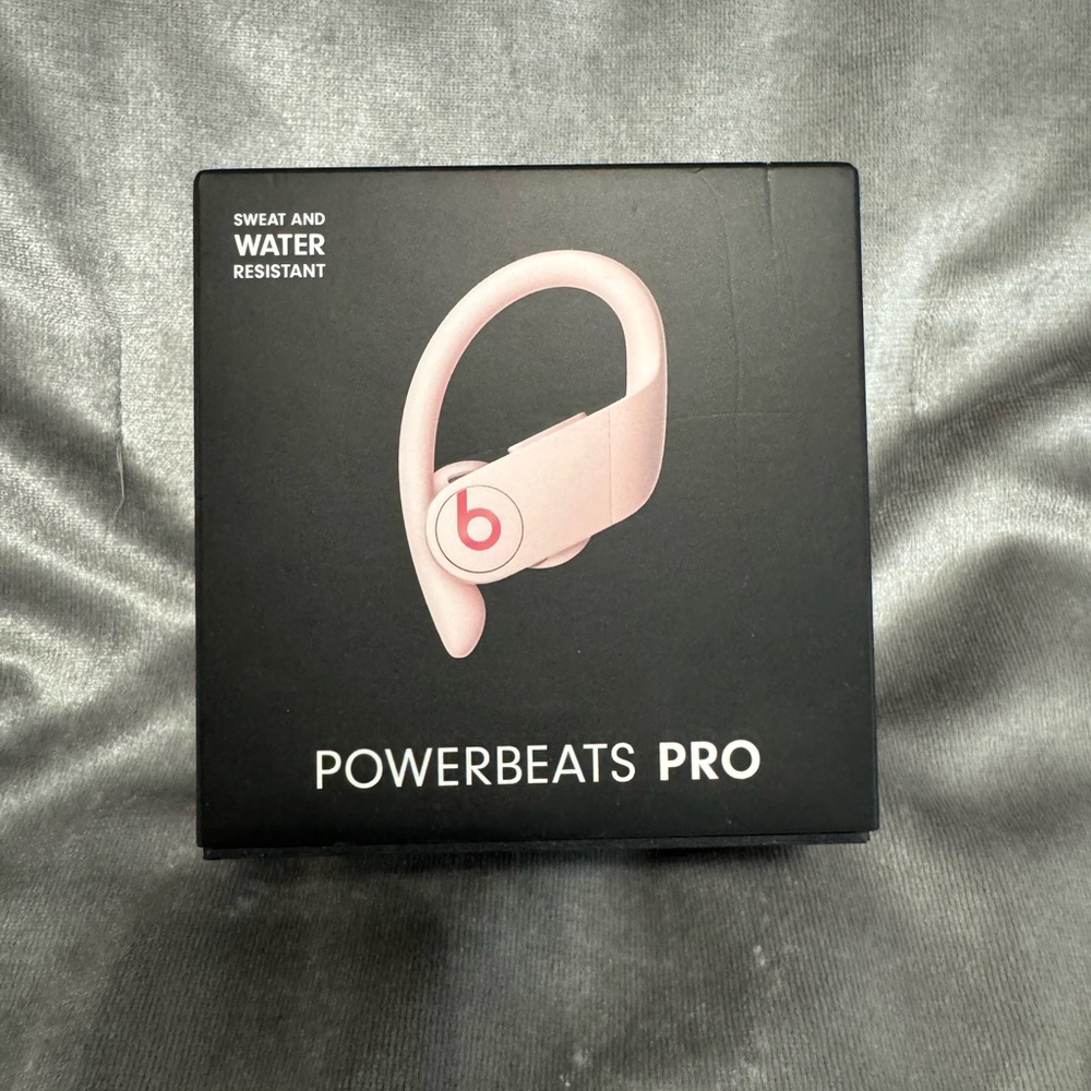 Beats by Dr. Dre Powerbeats Pro Wireless Earbuds in Cloud Pink